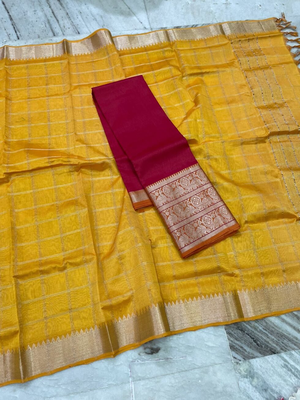 Mangalagiri 300 k kanchi border pure pattu Lehenga sets