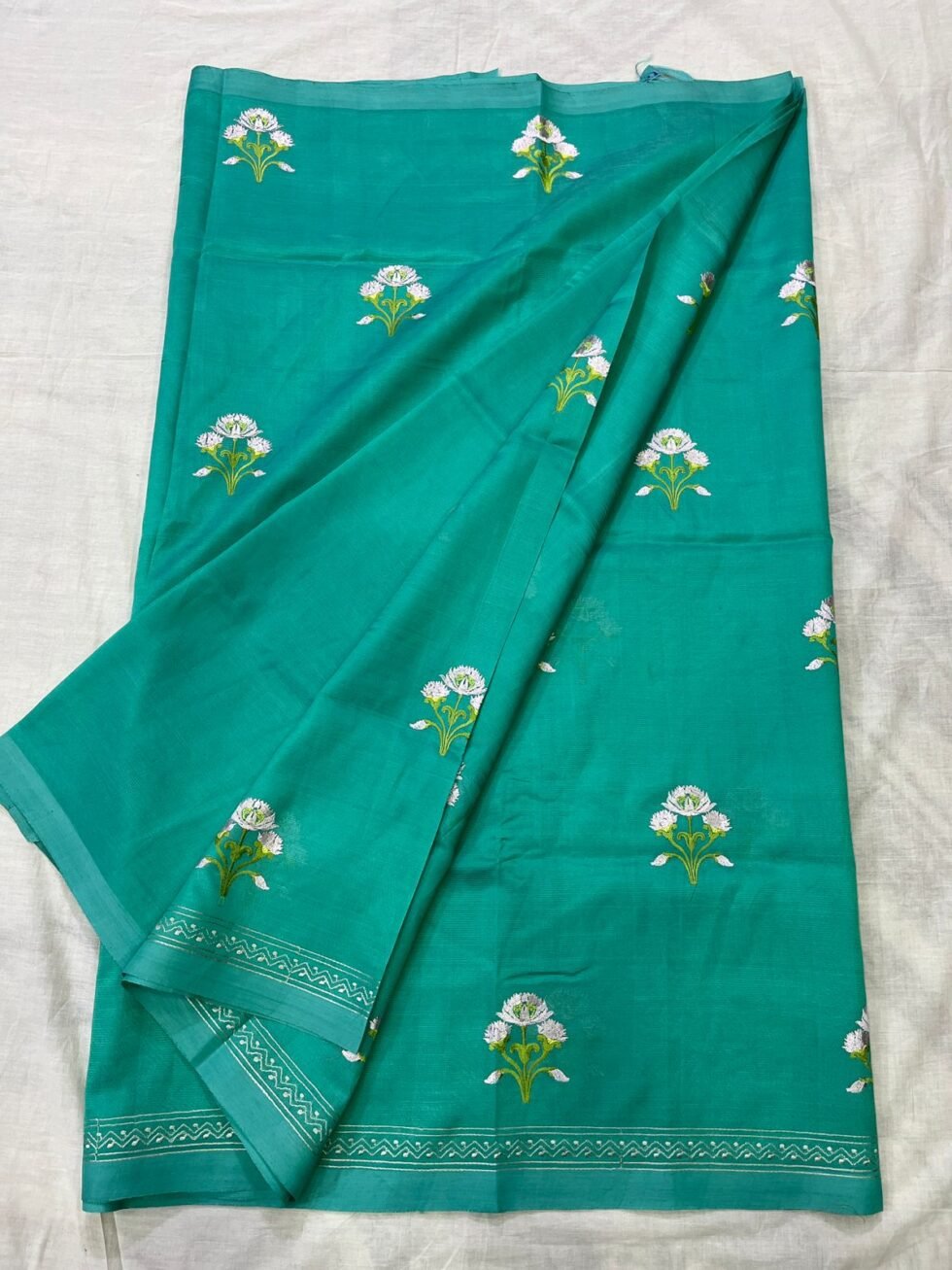 Mangalagiri Plain Pattu Sarees With Embroidary Works