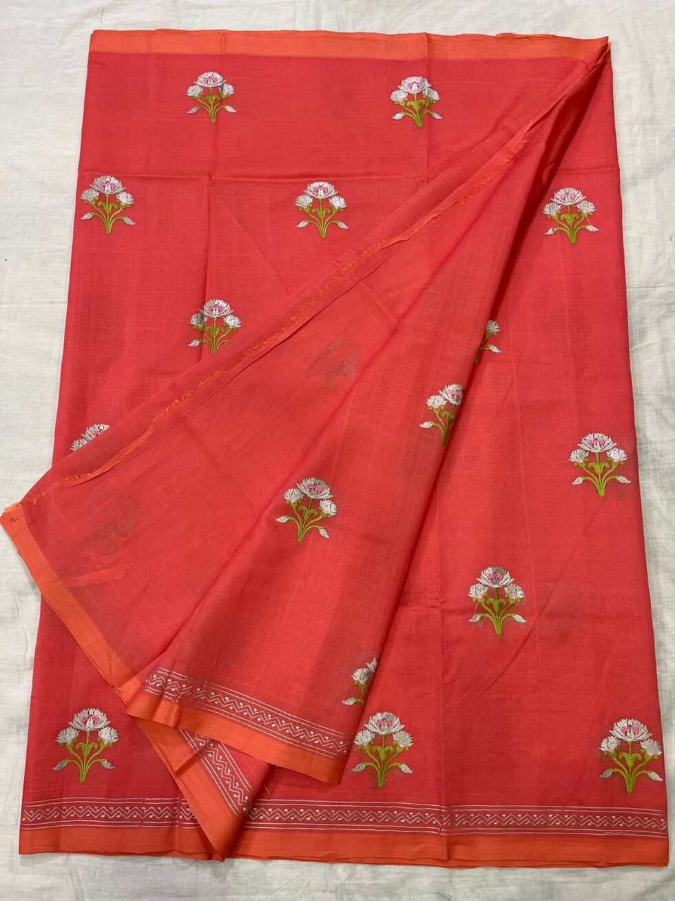 Mangalagiri Plain Pattu Sarees With Embroidary Works
