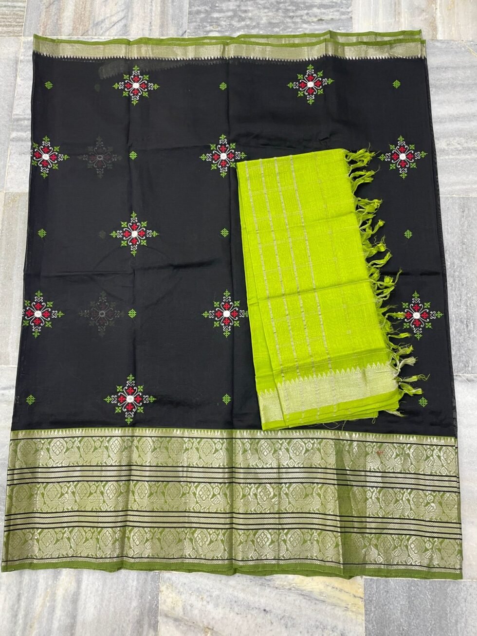 Mangalagiri 300 k Kanchi border pure Pattu Lehenga sets with embroidery works